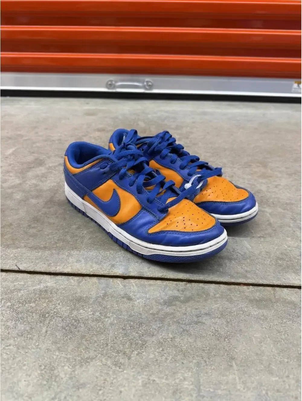 nike dunk low new york knicks orange and blue skate shoes size 8.5 MENS